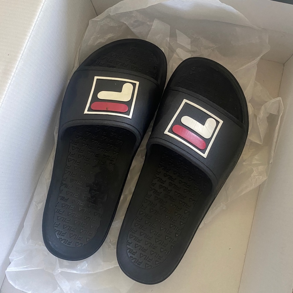 Fila sandals